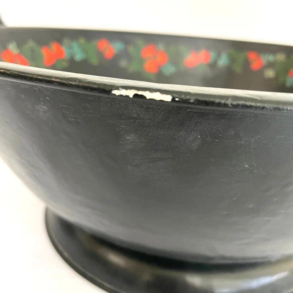 Vintage Hand Painted Toleware Metal Bowl Strawberry Blueberry Footed Basin 14.5